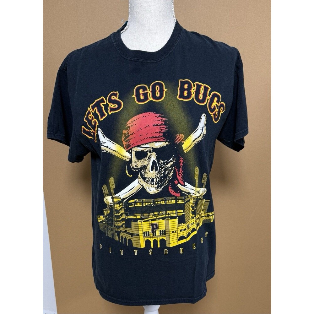 Vintage Pirates Lets Go Bucs Unisex T-shirt Medium